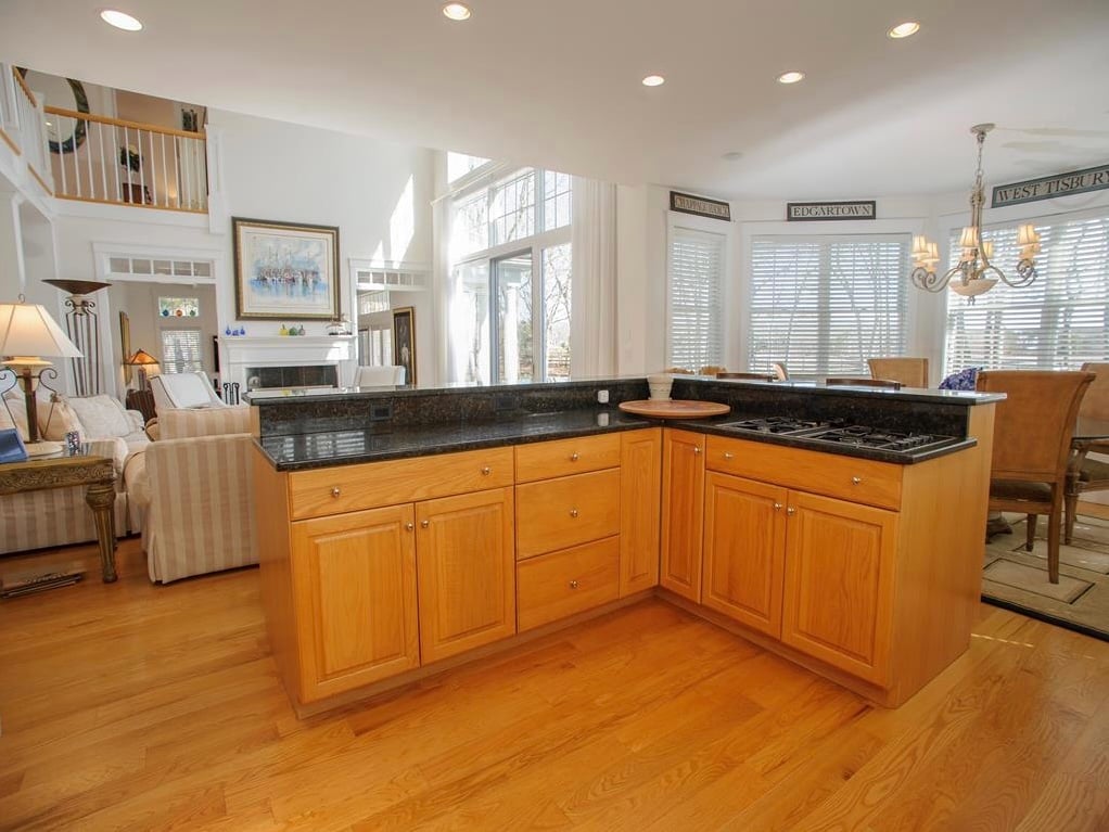 283 Pond Rd