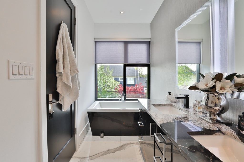 7B Iroquois Ave