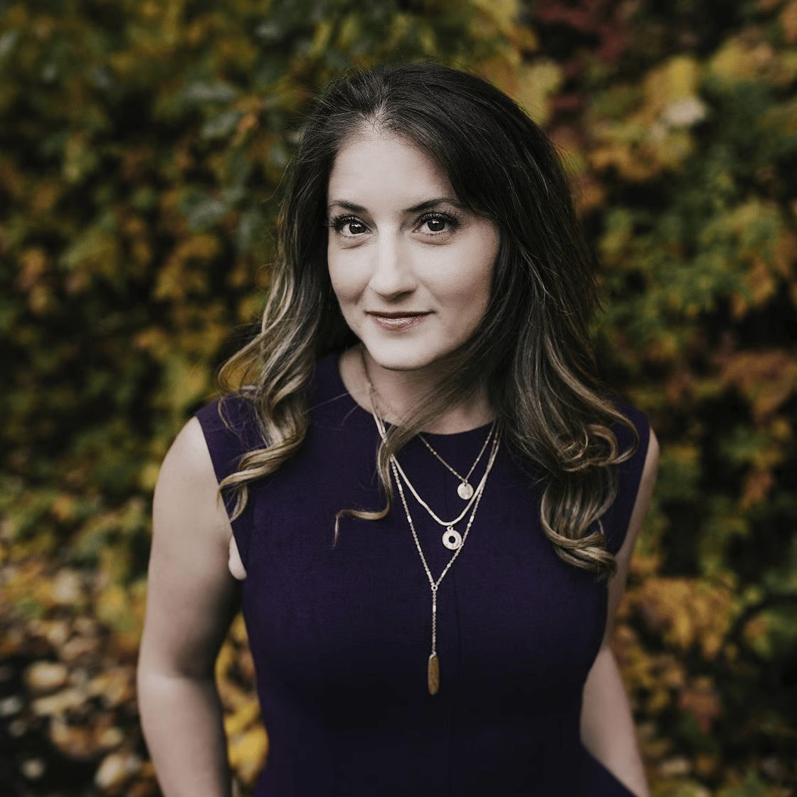 Sarah Helgoe Anchorage, AK Real Estate Agent Headshot