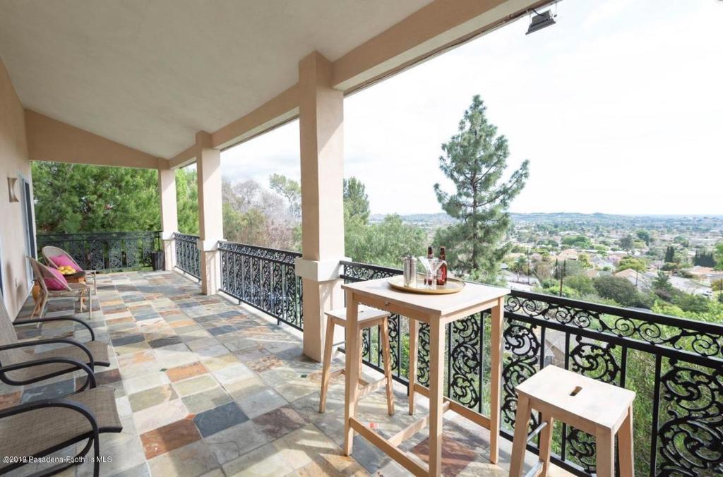 530 Vista Del Llano Dr