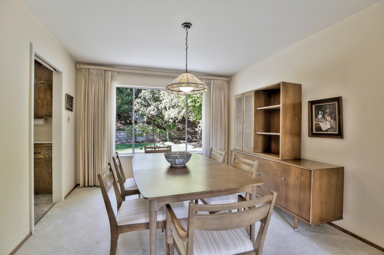 2950 Arguello Drive