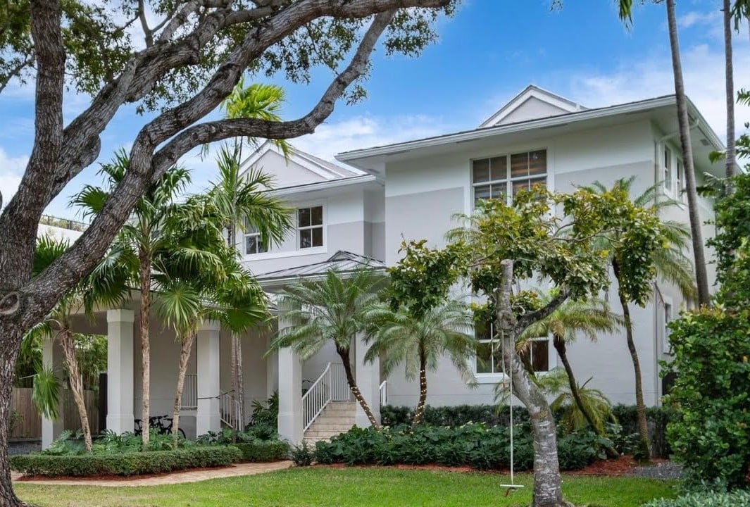 Key Biscayne - 164 W Mashta Dr