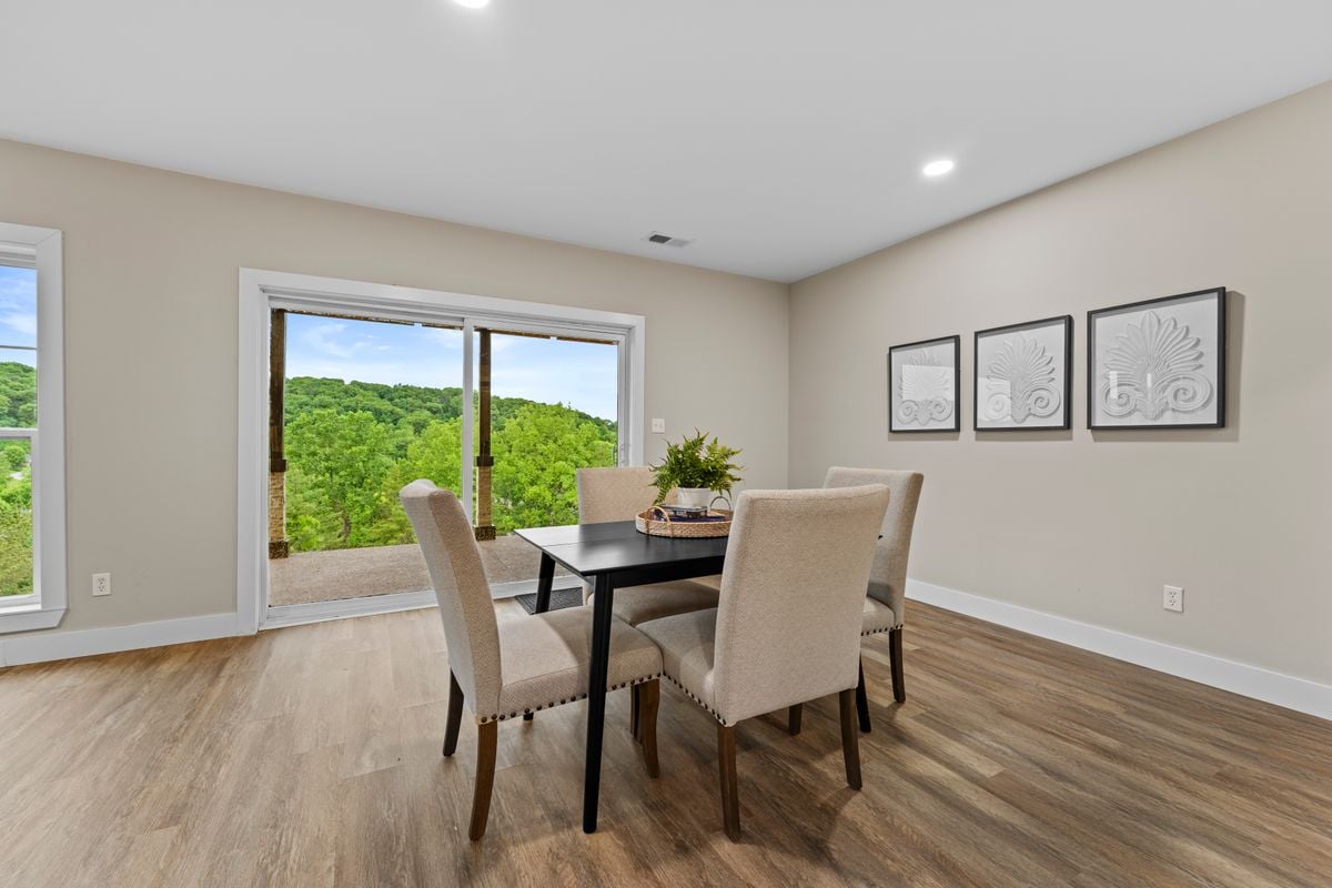 Completed New Construction Ranch in Saint Albans Vineyards