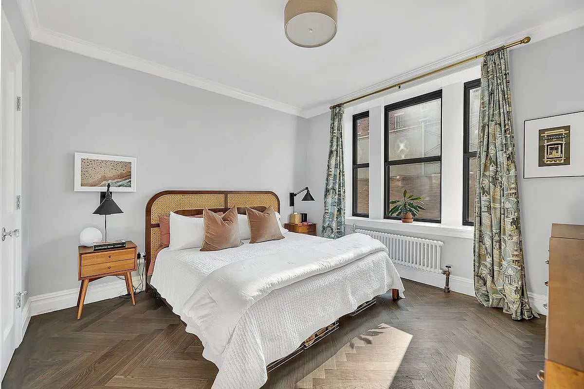 420 Riverside Dr, #2G