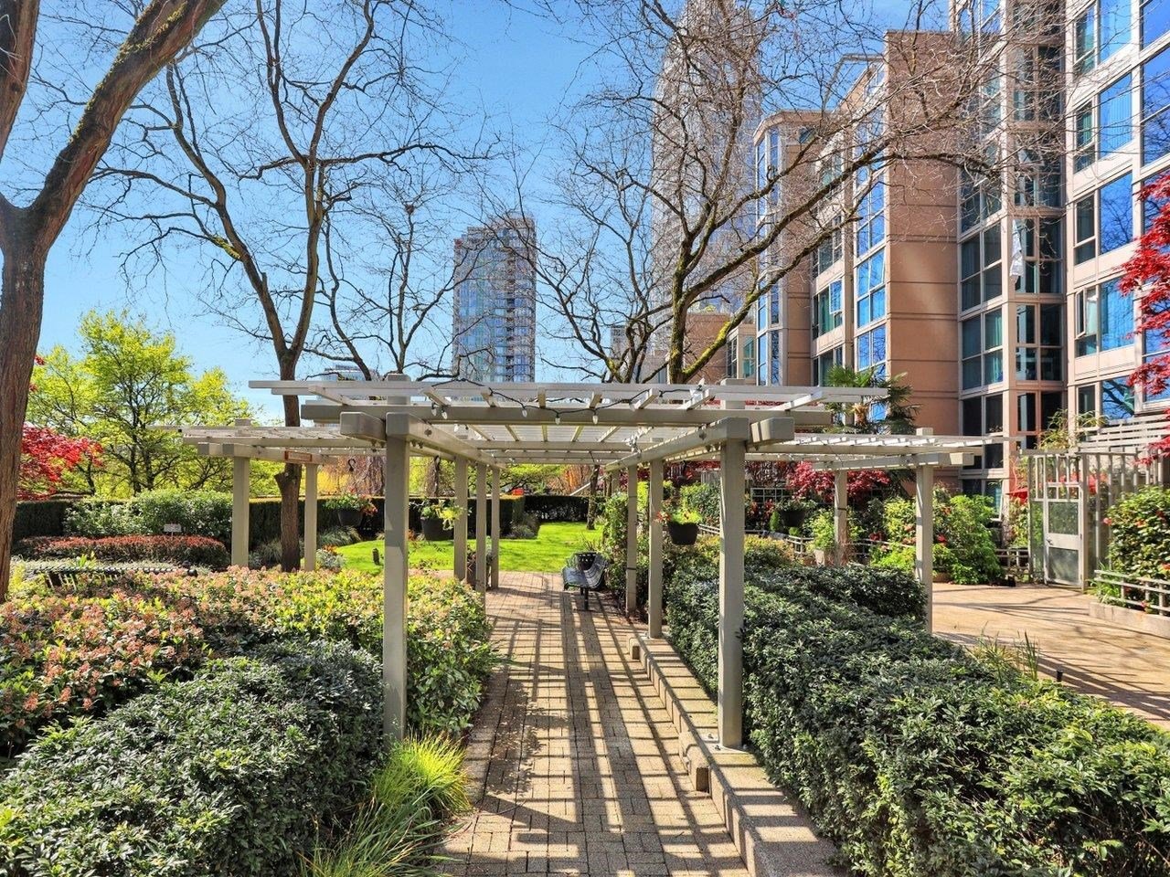802-1318 Homer St Unit: 802