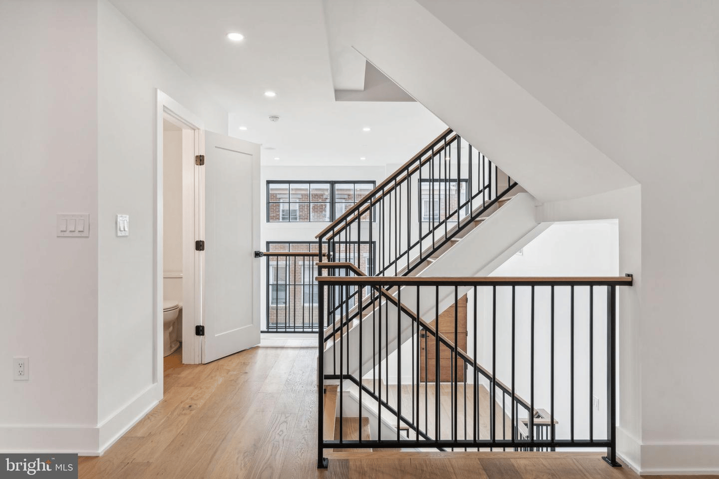 930 S Bonsall St, Philadelphia, PA 19146