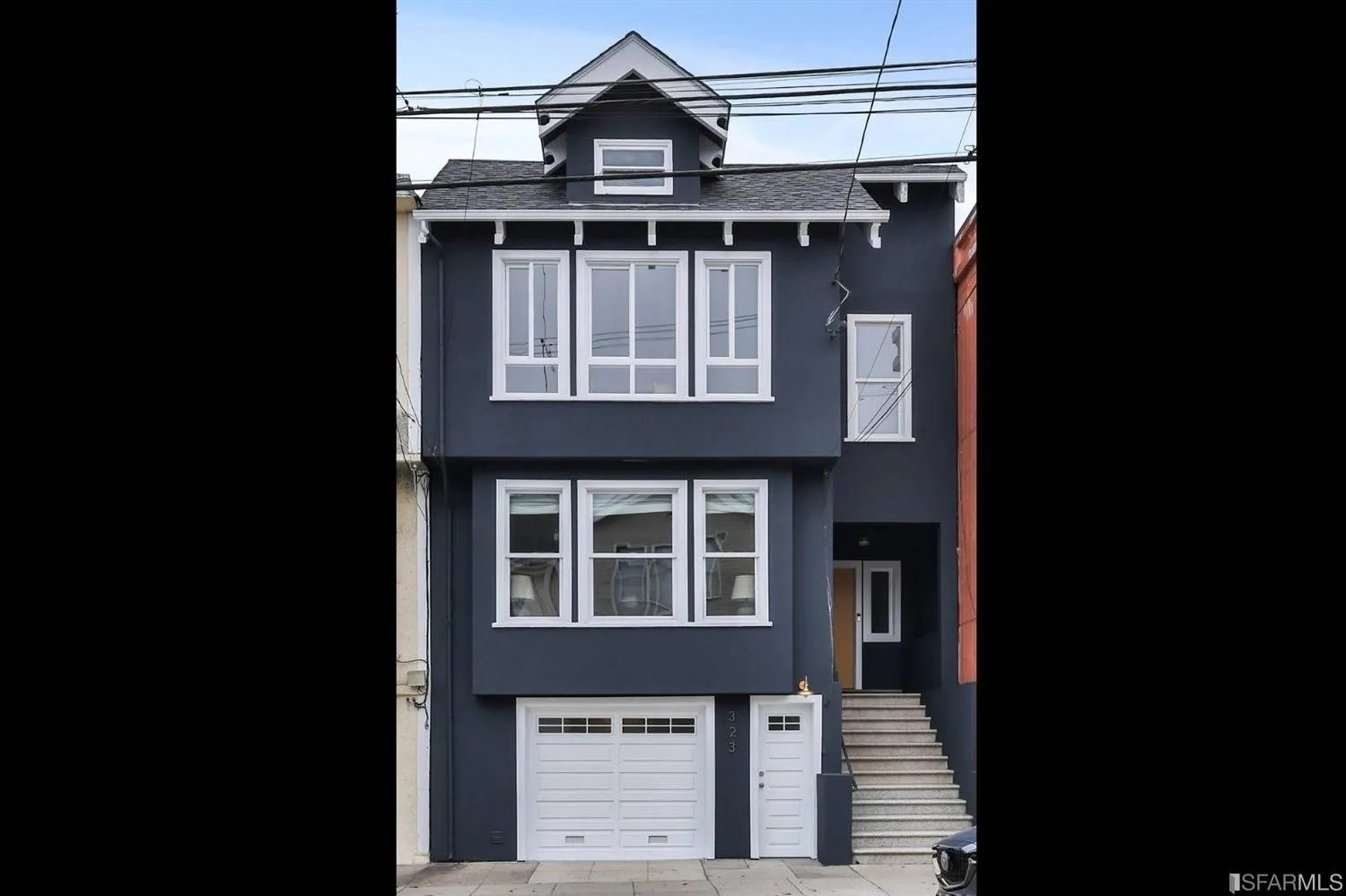 323 21st Ave