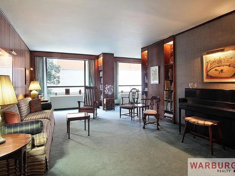 190 East 72nd St, #2A