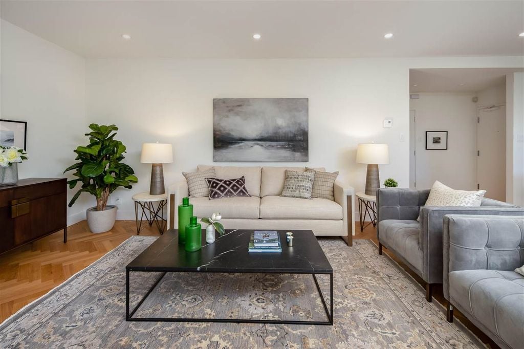 2180 W 43rd Ave, #101