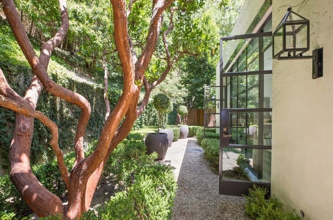 Blissful Manor