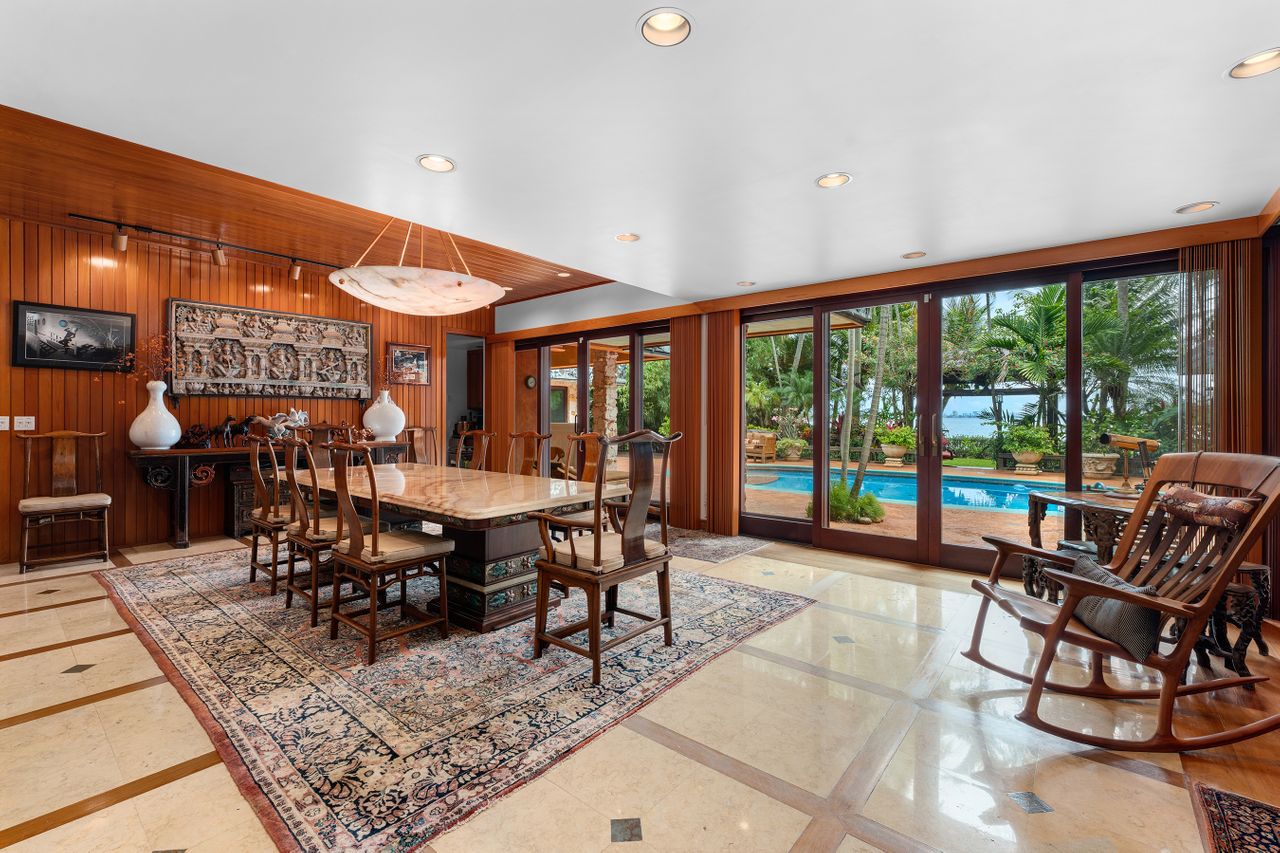  Morningside Waterfront Estate