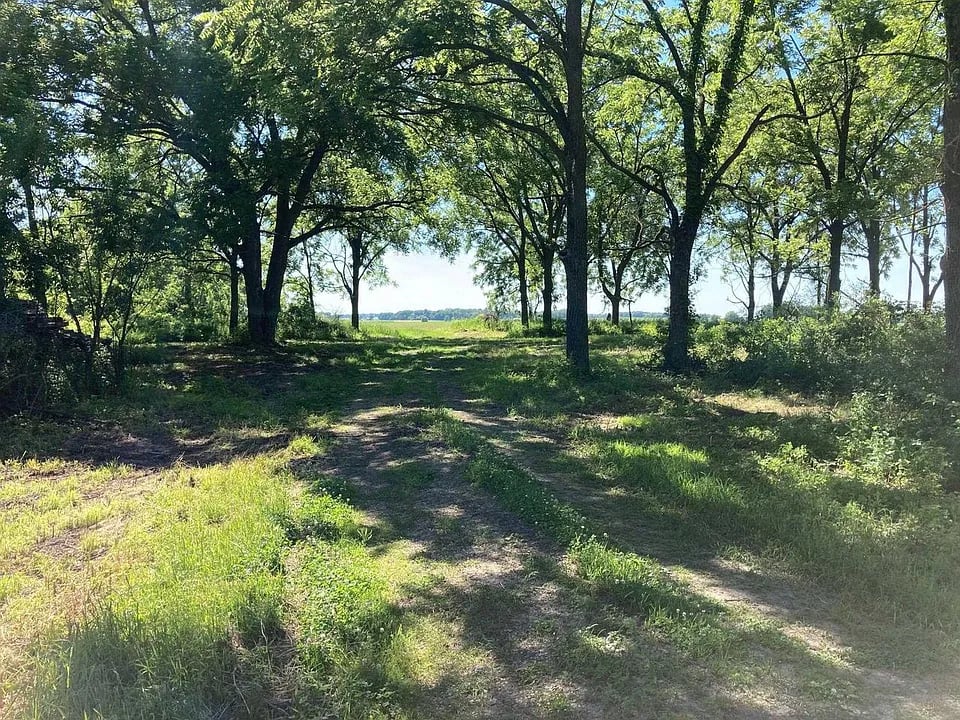 7557 Highway 73