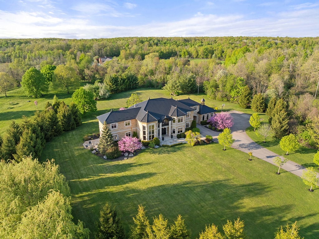 2659 2 Side Road, Burlington