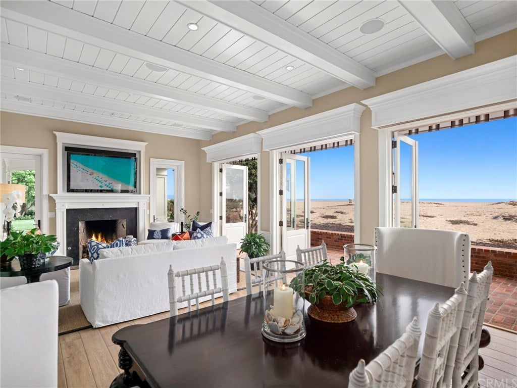 1752 E Oceanfront