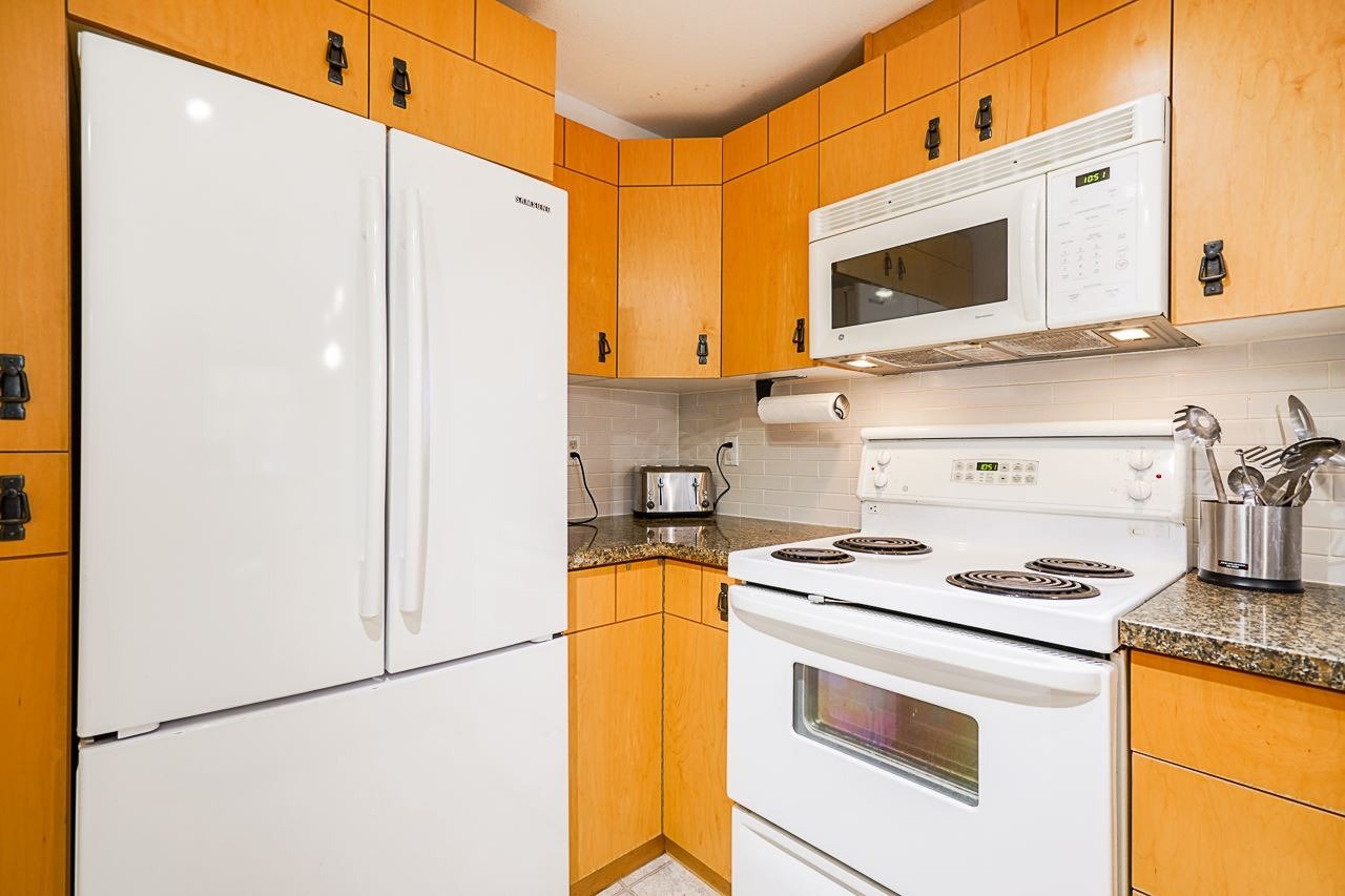 7488 Southwynde Ave, #20