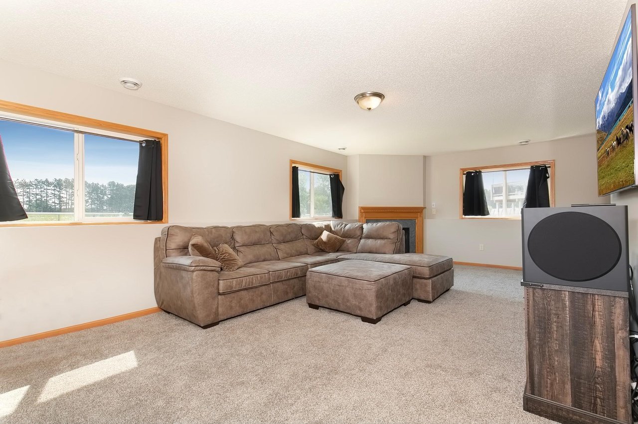 1302 Ironwood Ct SW