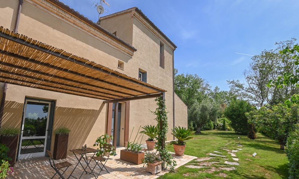 Stunning Countryside Home with Pool in Le Marche