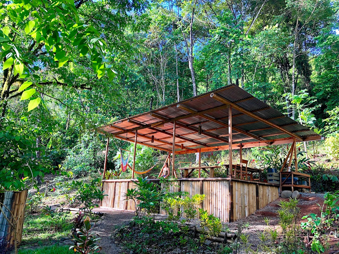CASCADA ELYSIANA – ECO-RETREAT WITH HUGE WATERFALL