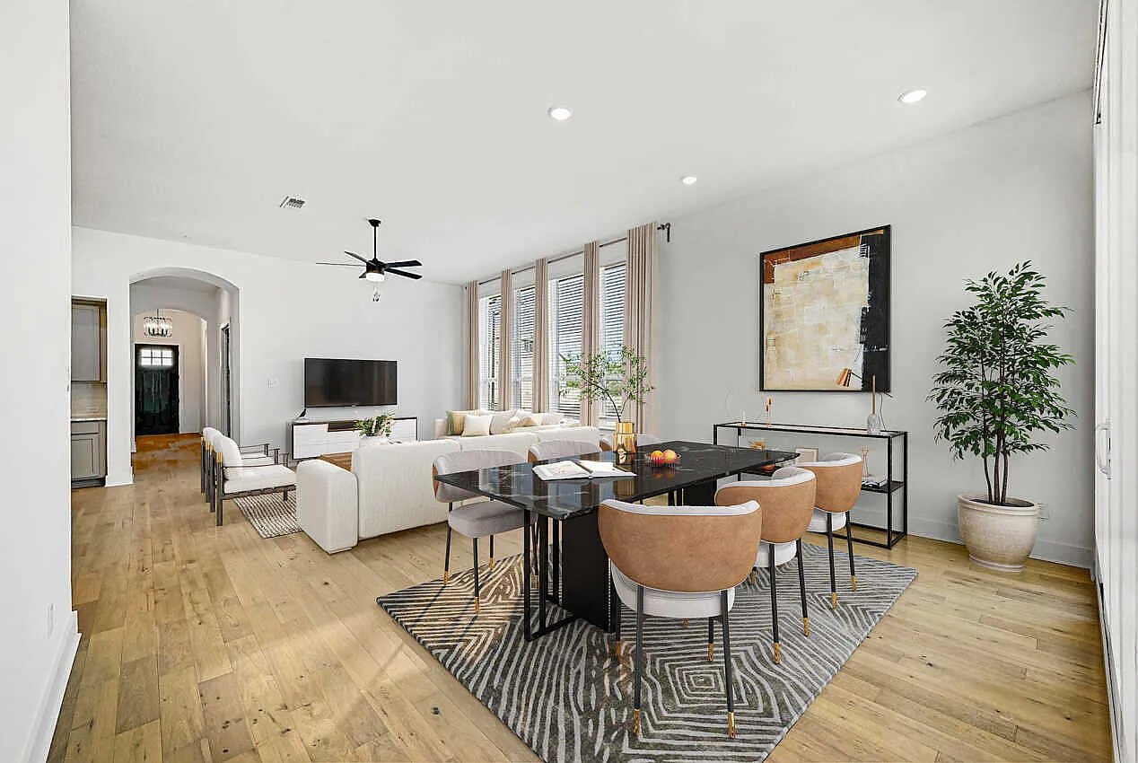 8317 Royal Elflower Rd