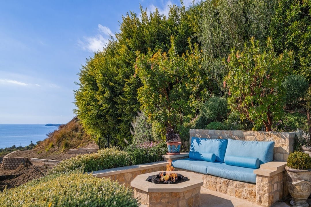 Aurex Estate, Blue Dane Ln, 90265