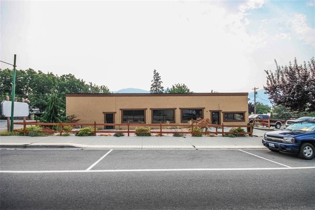14 Wapato Way