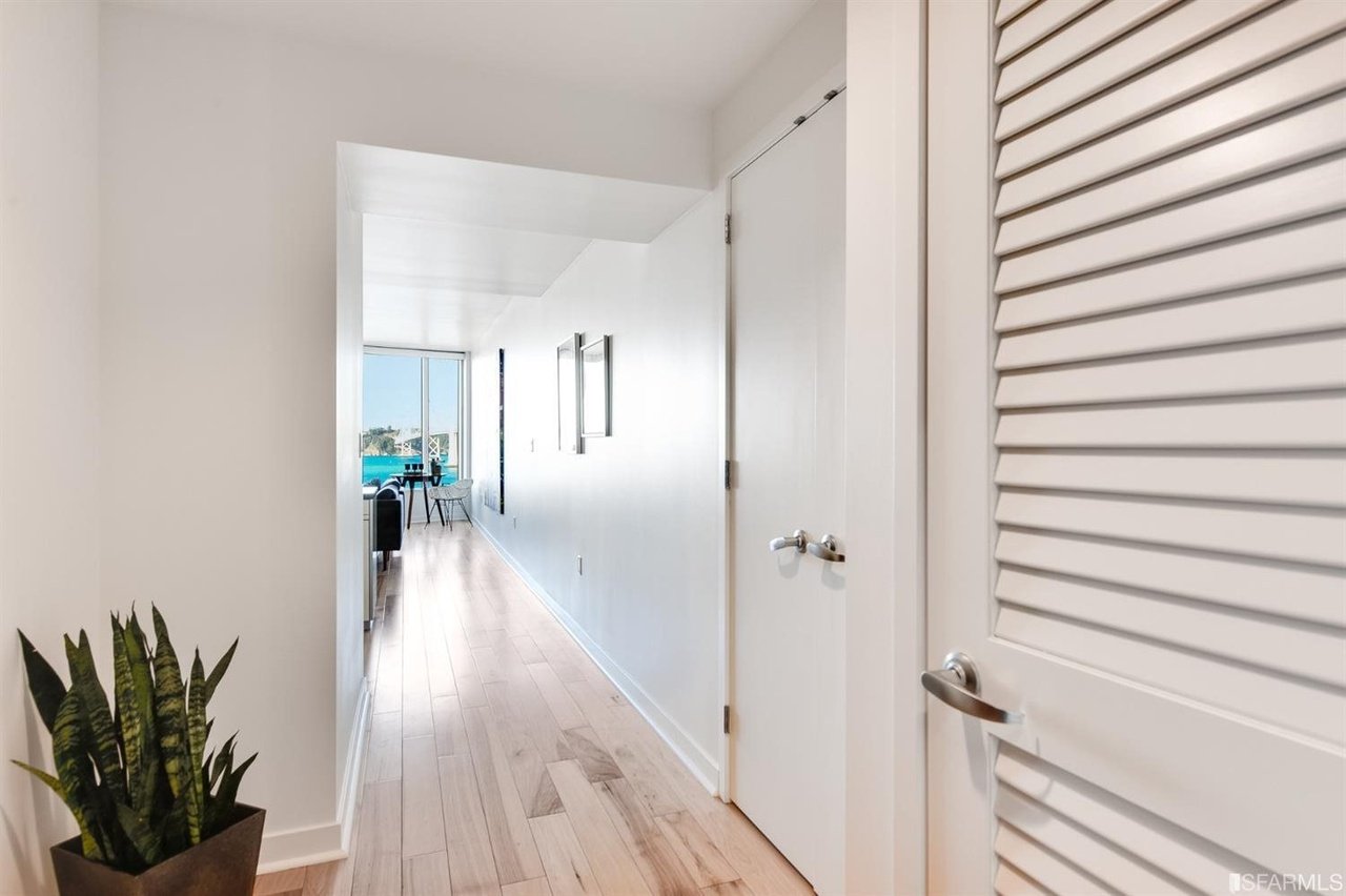 338 Spear Street #17C