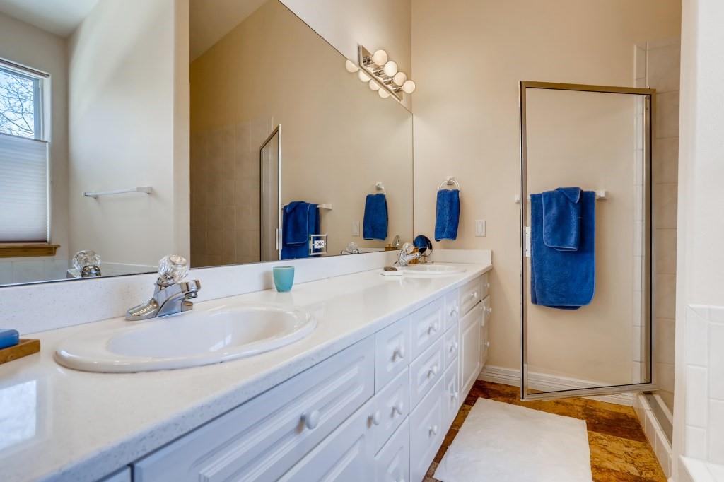 928 A Lakepoint Cir, #A