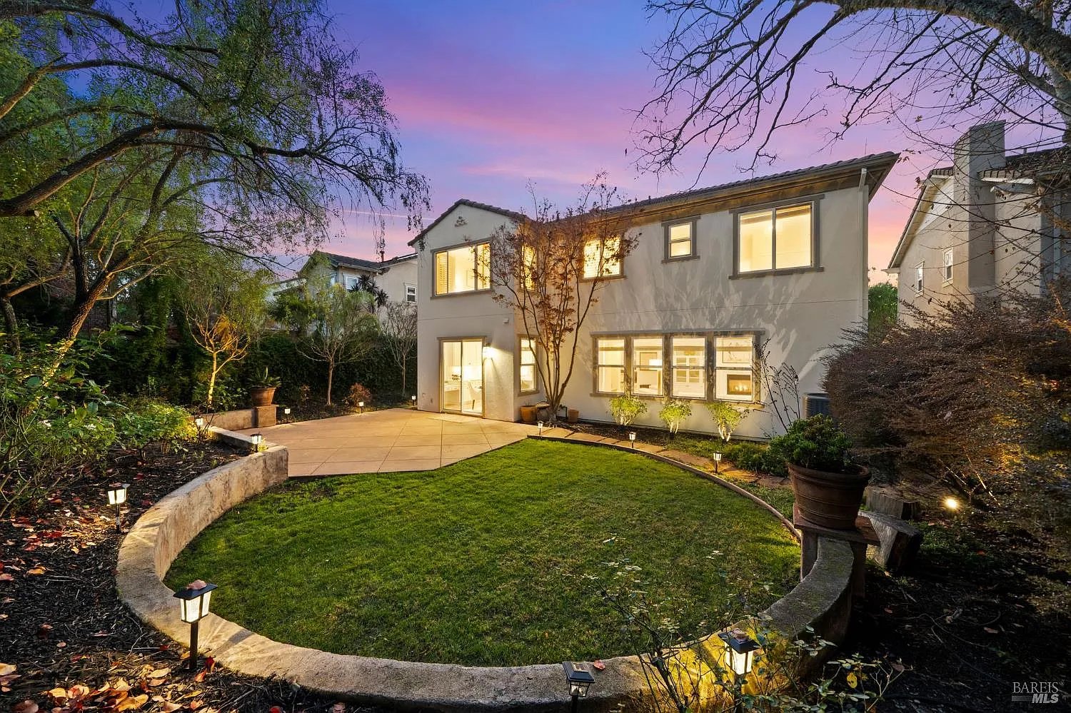 46 Waterbury Ln