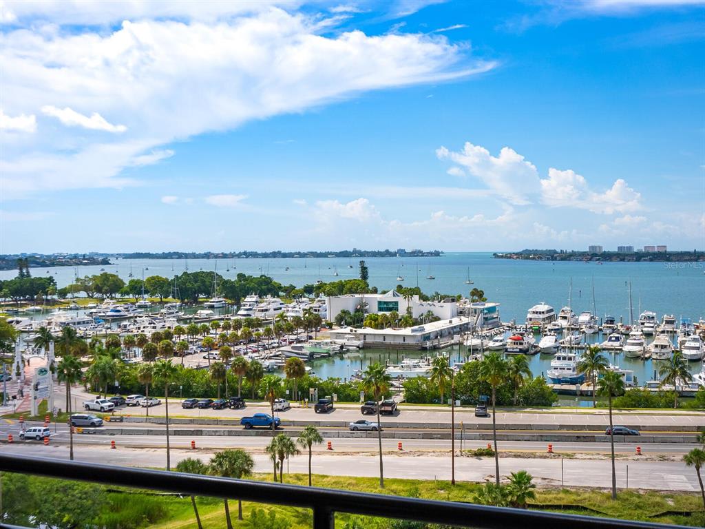 1255 North Gulfstream Ave, #904