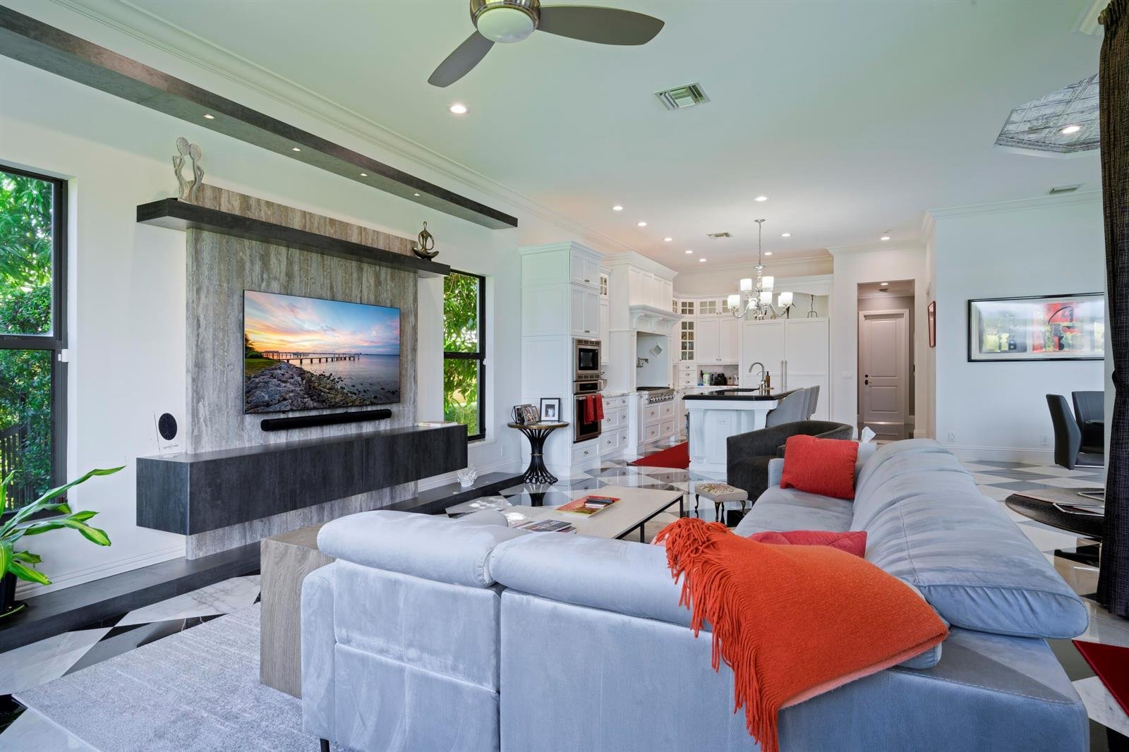 1950 Portage Landing N