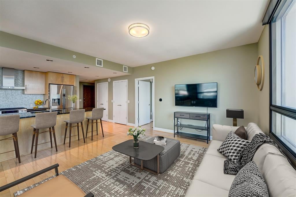 300 Bowie St #2503