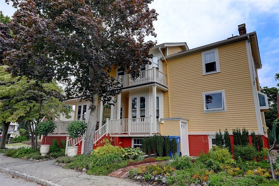 108 Fort Ave