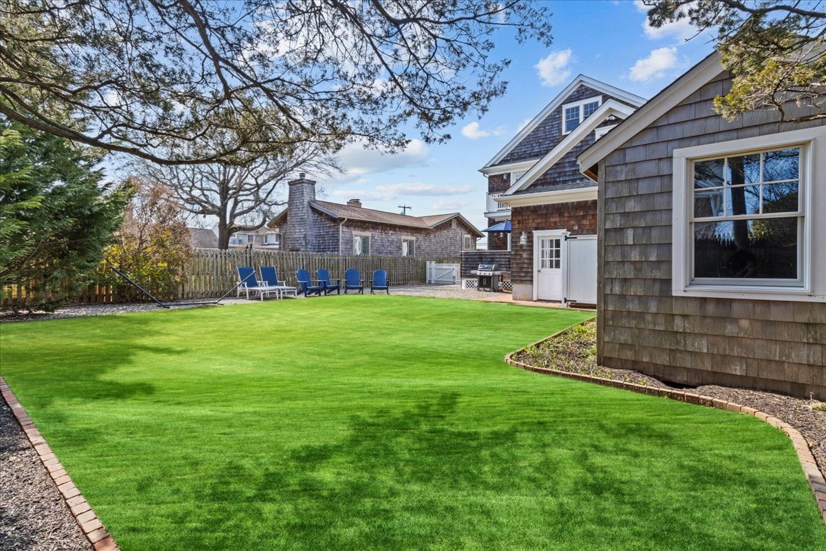 603 Lake Avenue, Bay Head