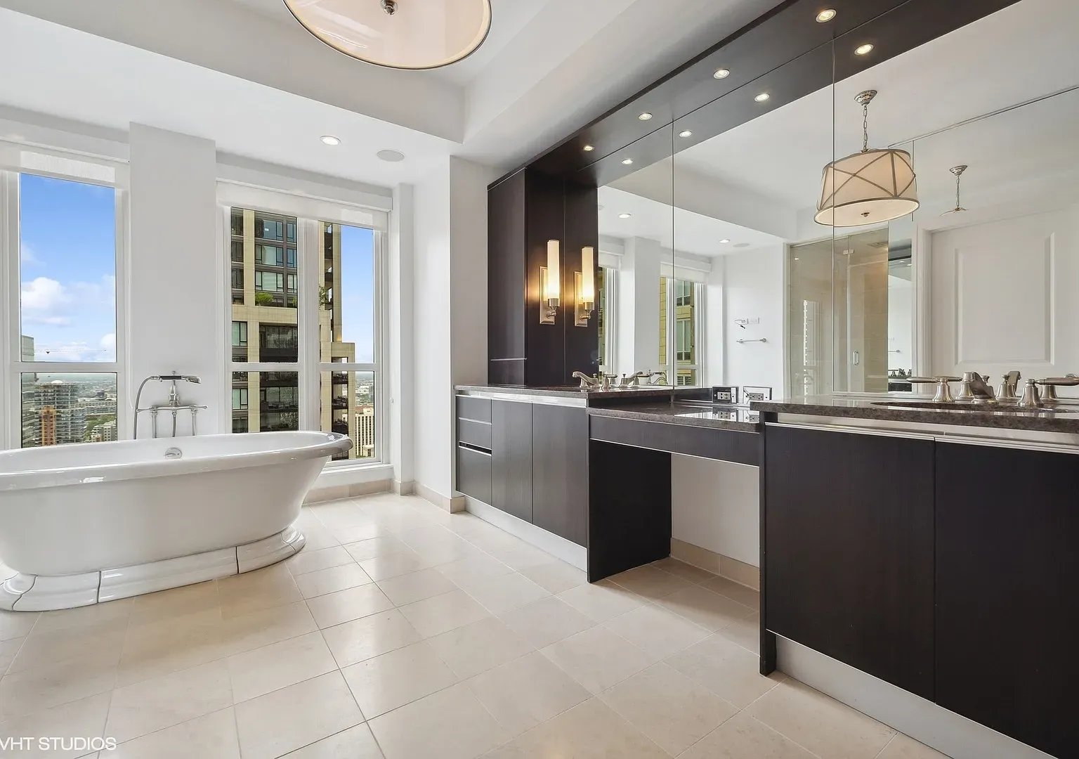 11 E Walton St APT 3101