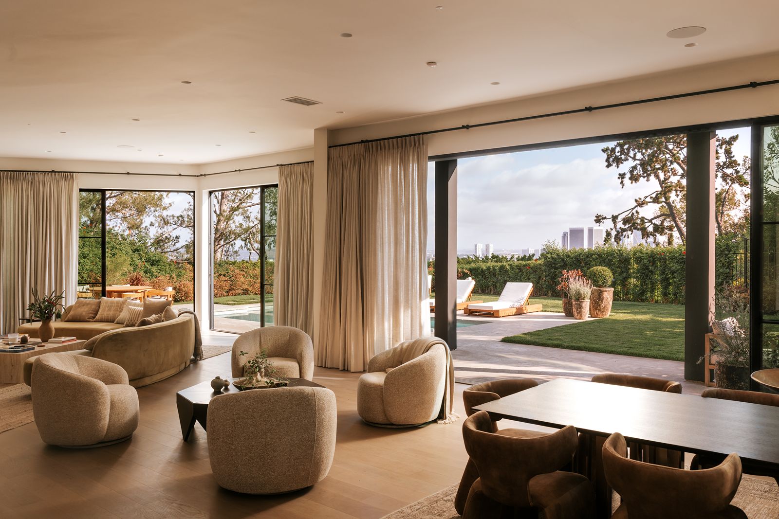 1122 La Altura Rd, Beverly Hills
