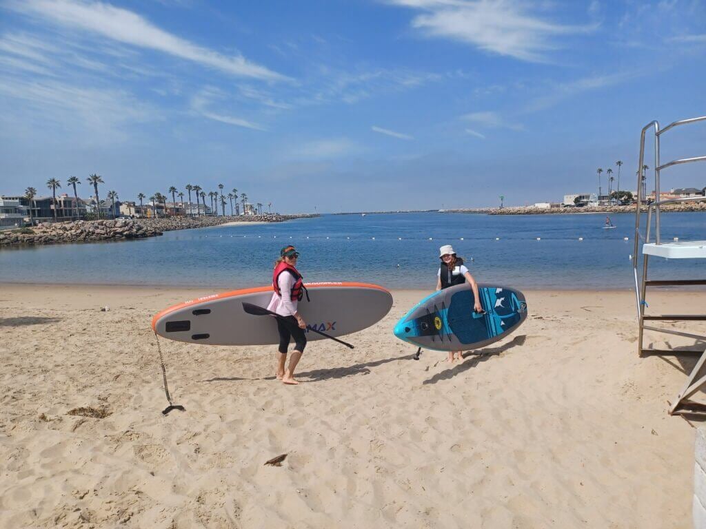  Which Oxnard Shores streets offer the easiest beach access without the most congestion?