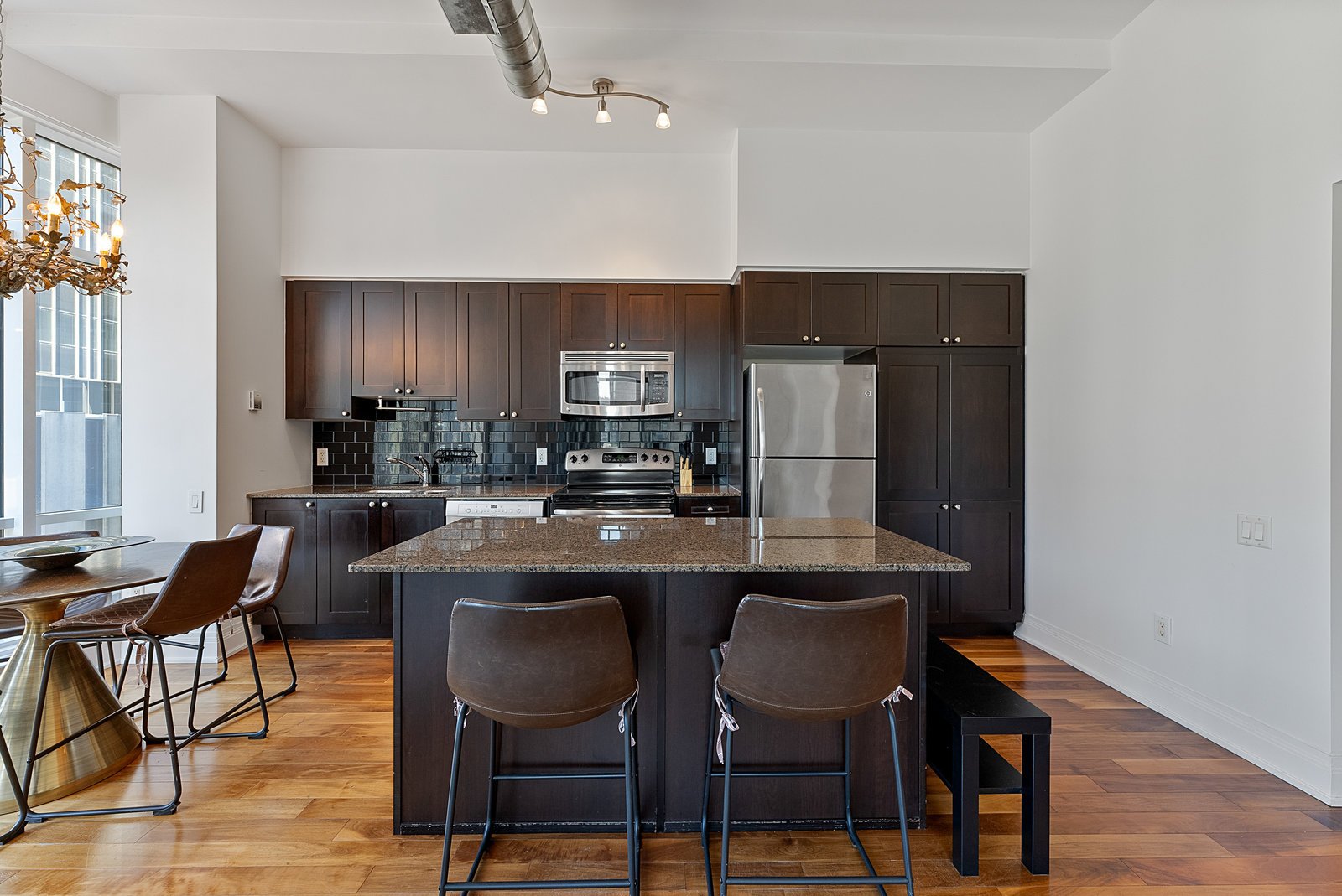 2191 Yonge Street Unit: L7