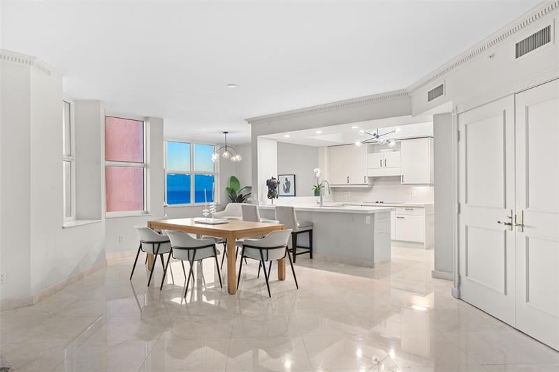 2100 N Ocean Blvd: Unit 18D