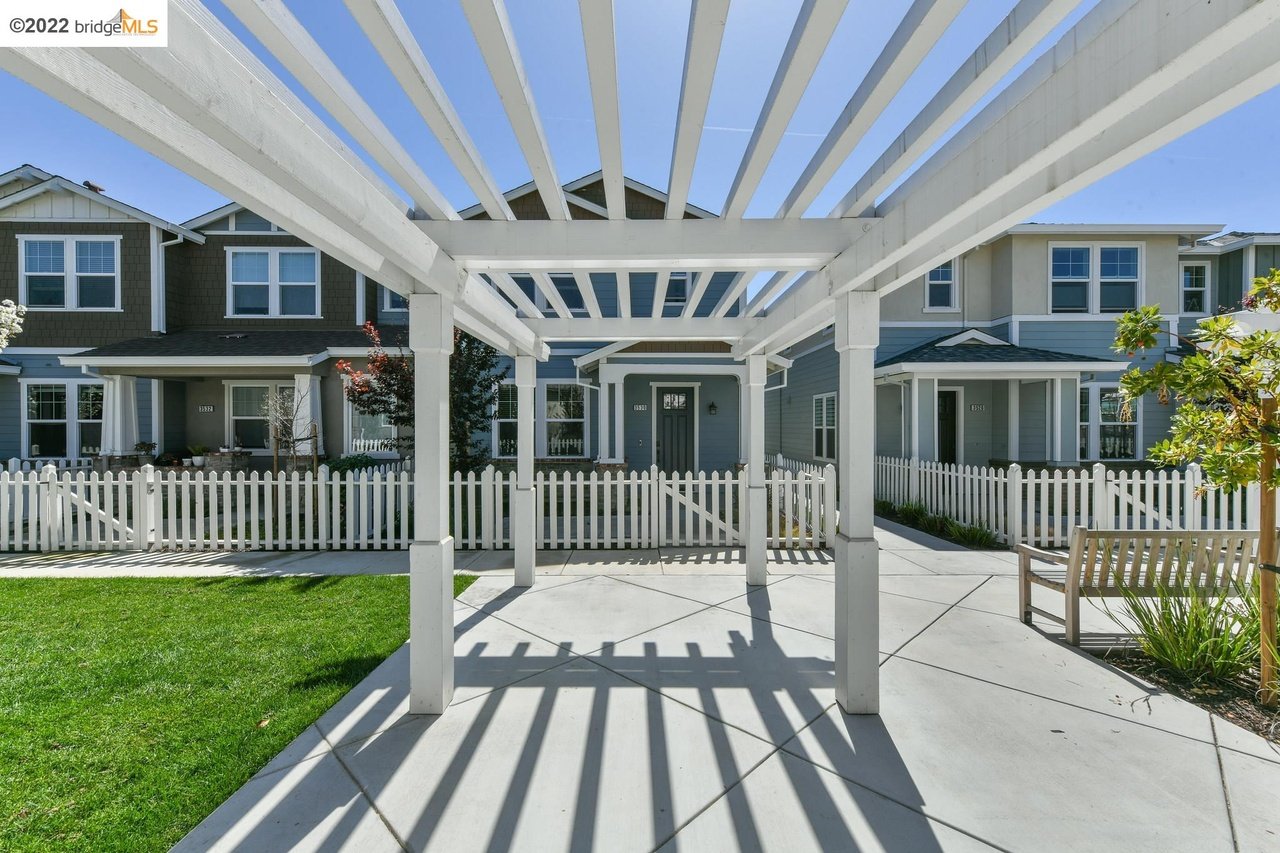 3530 Teeling Ct
