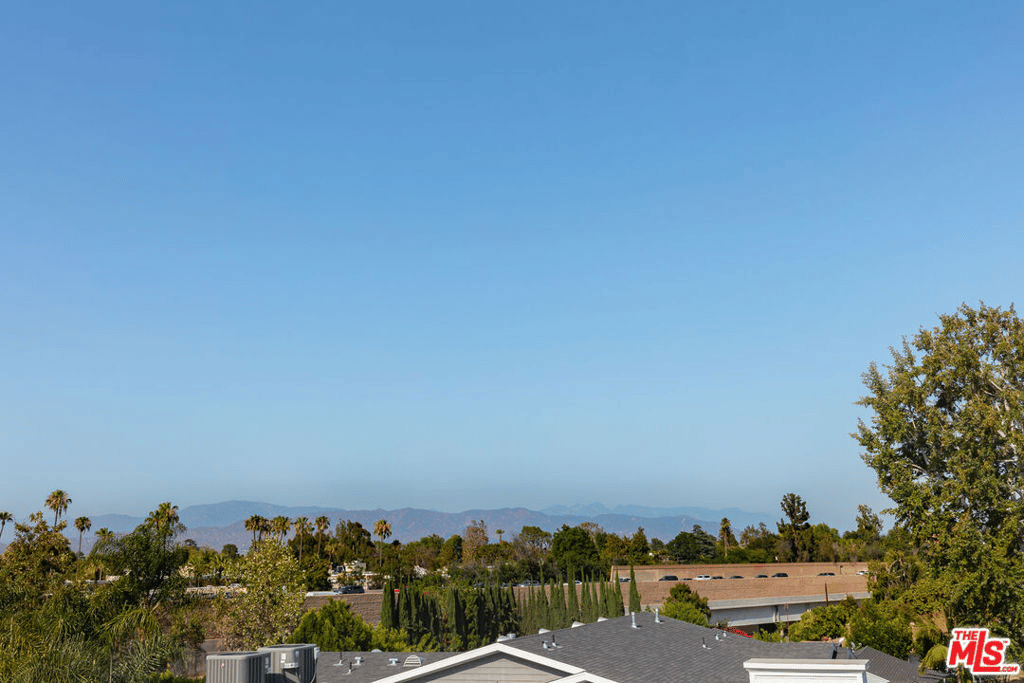 12449 Kling St, #PH1