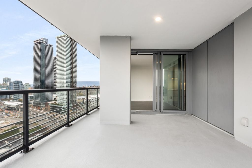 4720 Lougheed Hwy, #2411