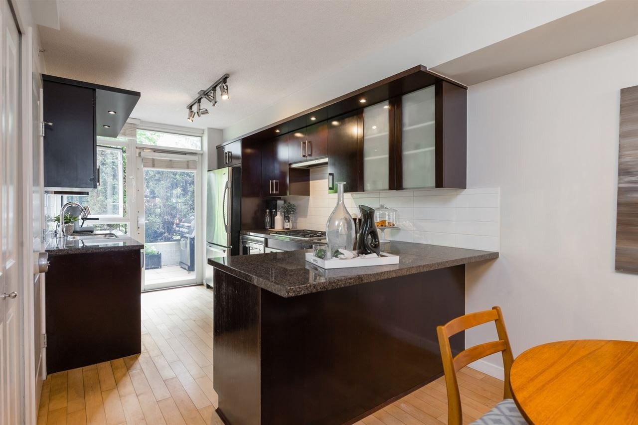 1628 W 7th Ave