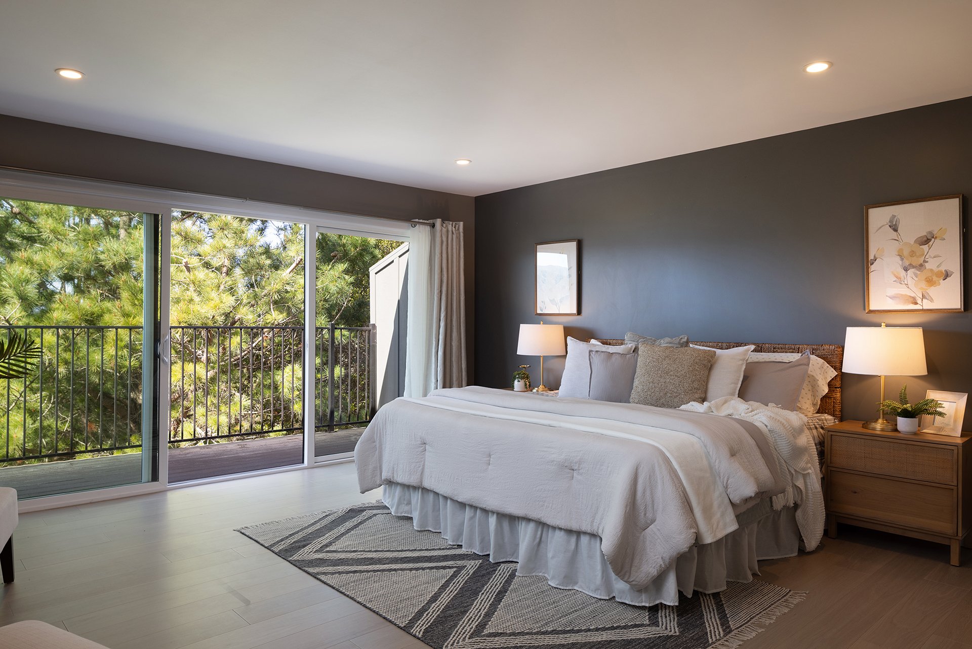 Private Hilltop Retreat - 25450 Via Cicindela