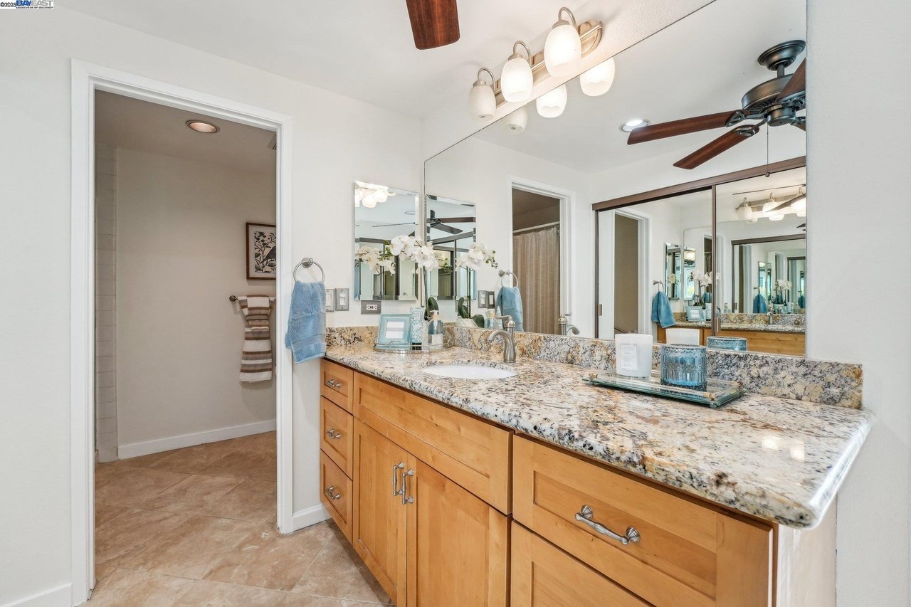 2119 Presidio Ct