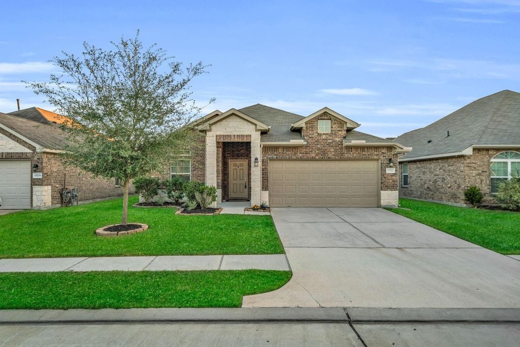13222 Versace Dr