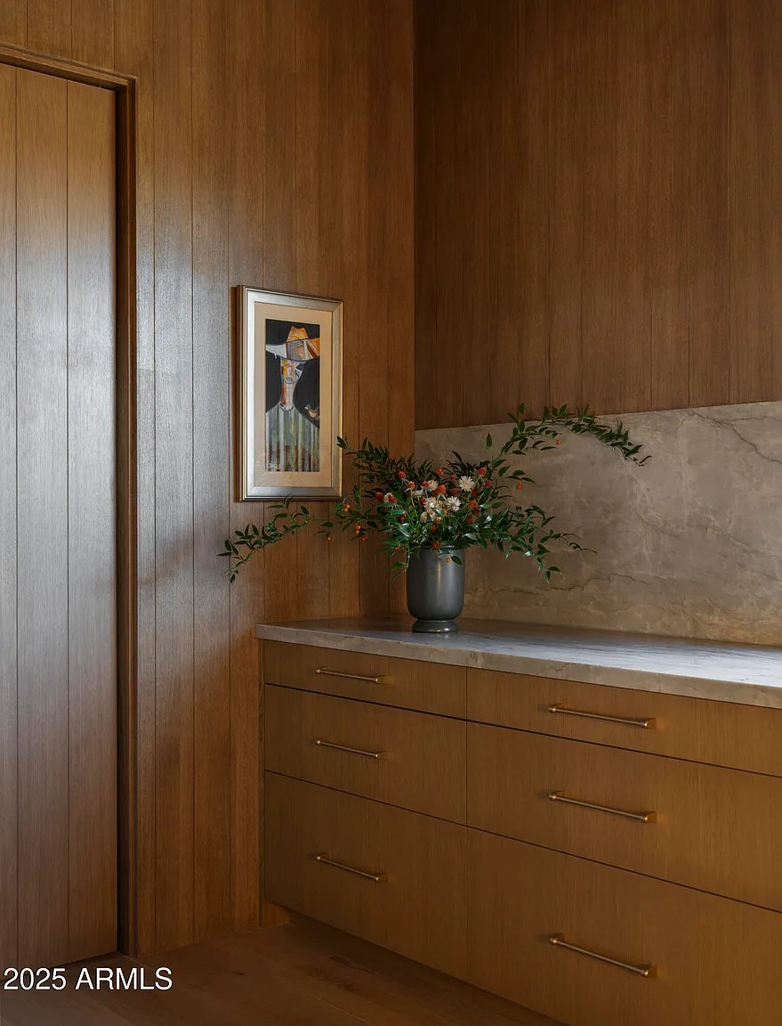 8631 N AVENIDA DEL SOL