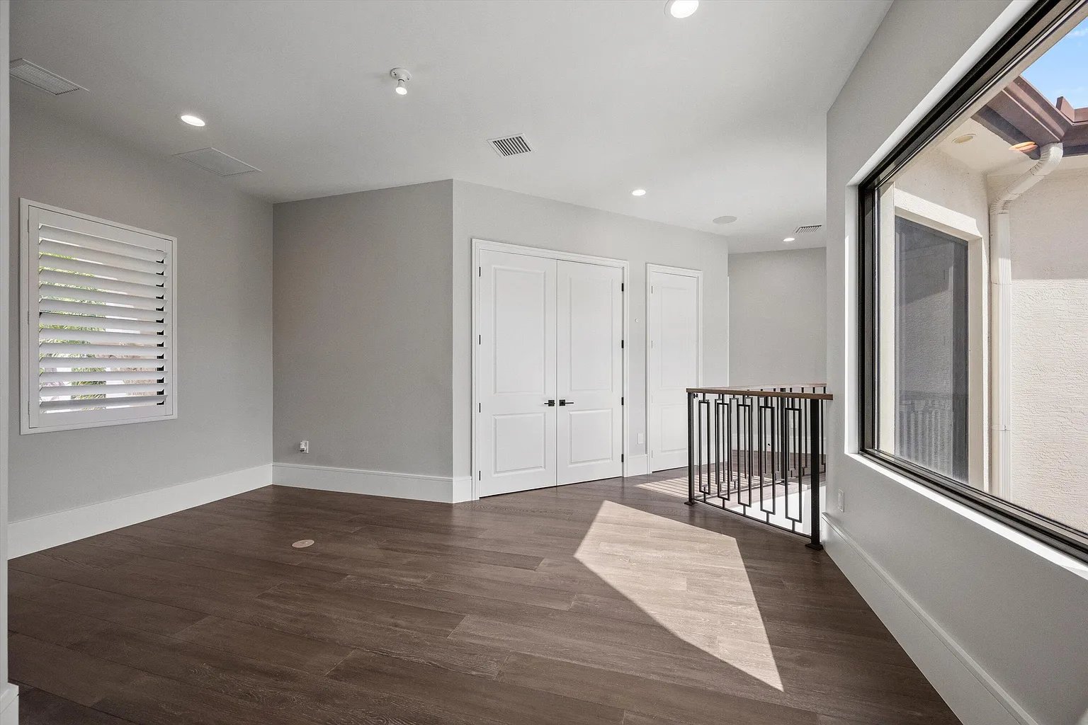 2186 Stotesbury Way