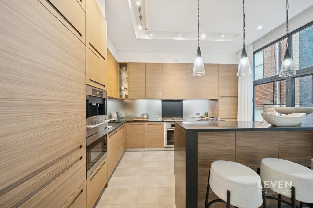 55 Warren Street, #4