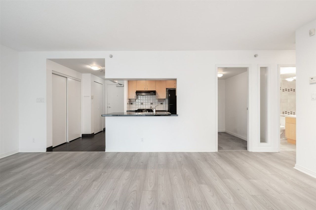 1199 Marinaside Cres, #1503