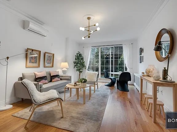 219 Eckford Street, Unit 1B